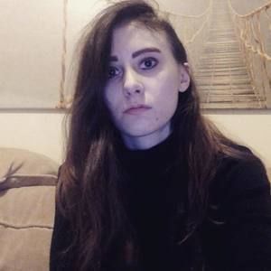 Meet your Posher, Hilary